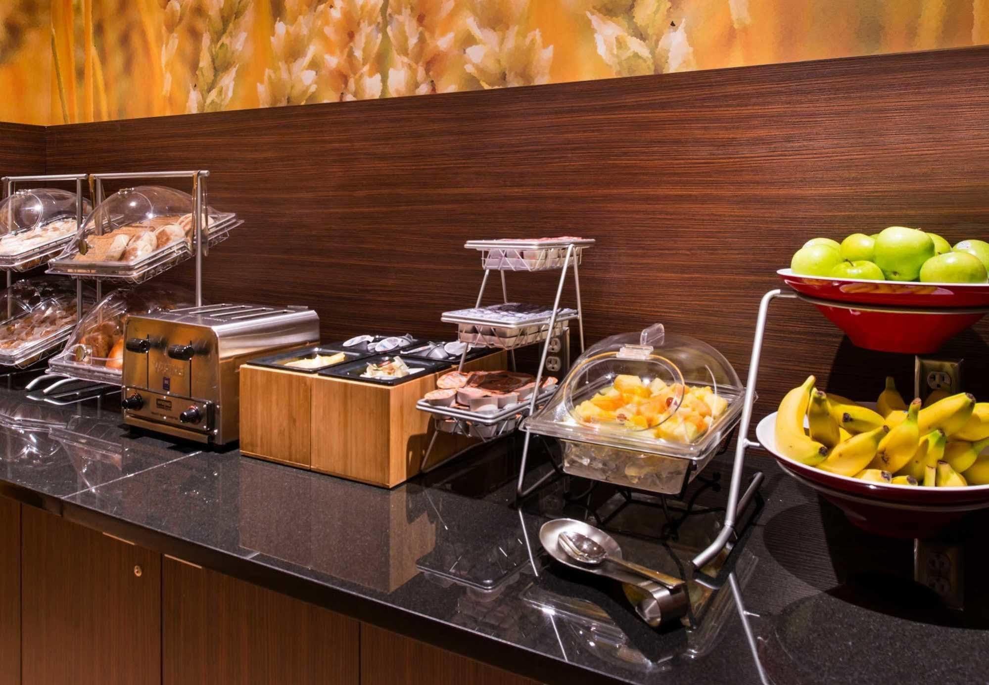 Fairfield & By Marriott 3*
